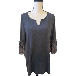 Black & Gray Snake Skin Accent Tunic